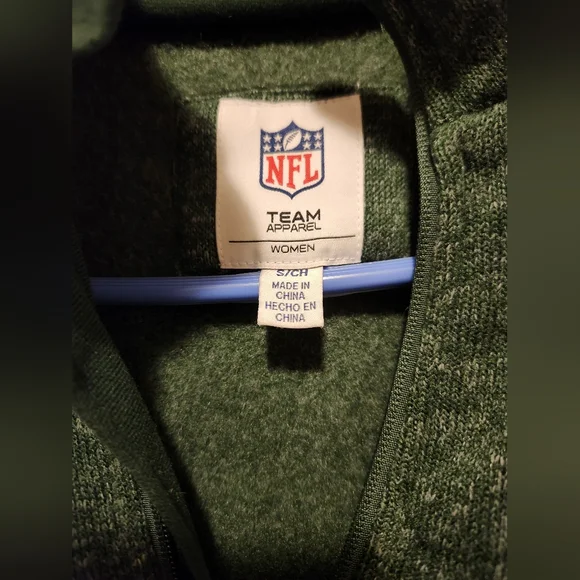 Womans Green Bay packers jacket - Picture 3 of 3